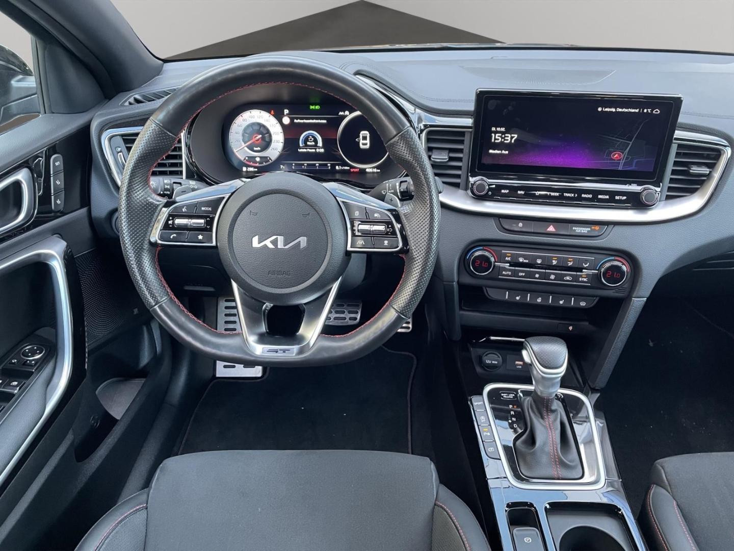 Kia ProCeed GT LED totWinkASS Kamera Bastuck Anlage