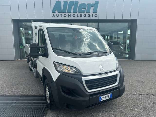 Peugeot Boxer 20hdiE6D CassTriribaltabile Gancio