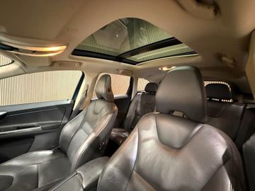 Volvo XC60 - 12