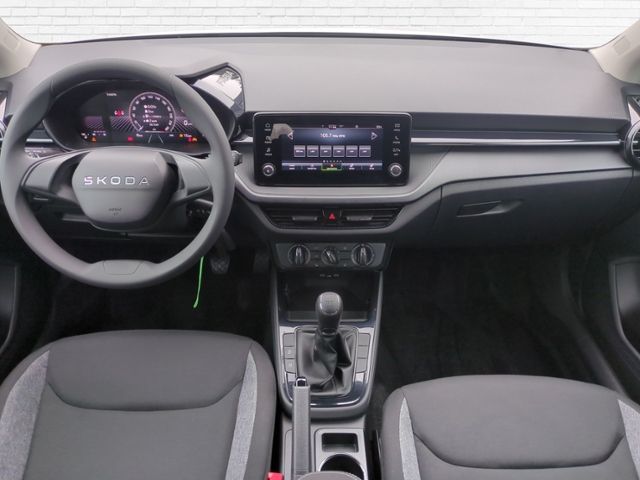 Fahrzeugabbildung SKODA Fabia 1.0 MPI Essence KLIMA LED SHZ