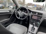 Volkswagen Golf e-Golf Aut | 36kWh Comfort-Drs | Airco-Ecc - Volkswagen Golf mit Elektro-Antrieb: Automatik