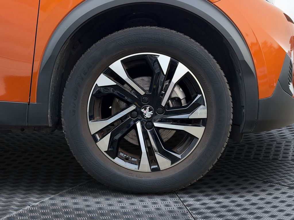 Peugeot 2008 100% Elektro Allure Pack- Kamera SHZ – Bild 9 von 16