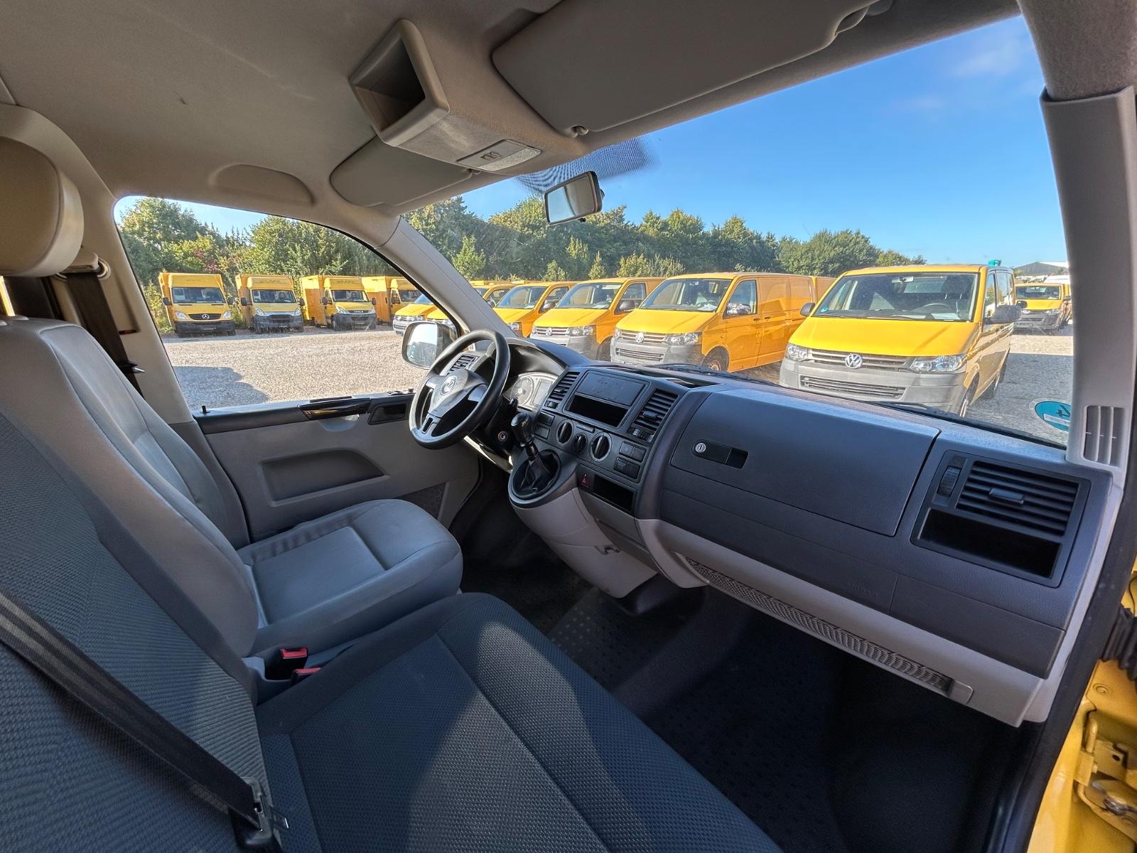 VOLKSWAGEN T5 TRANSPORTER -  84ch - ENTRETIEN VW