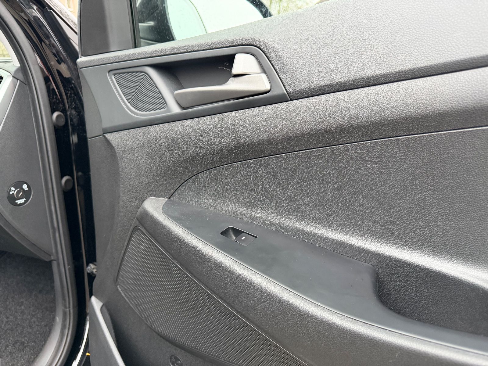 Fahrzeugabbildung Hyundai Tucson 1.6 GDI*KAMERA*NAVI*PDC*SITZHEIZ*PDC*ALU