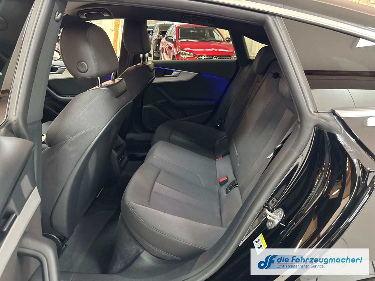 Fahrzeugabbildung Audi A5 Sportback 40 TFSI S-Line Digitales Cockpit So