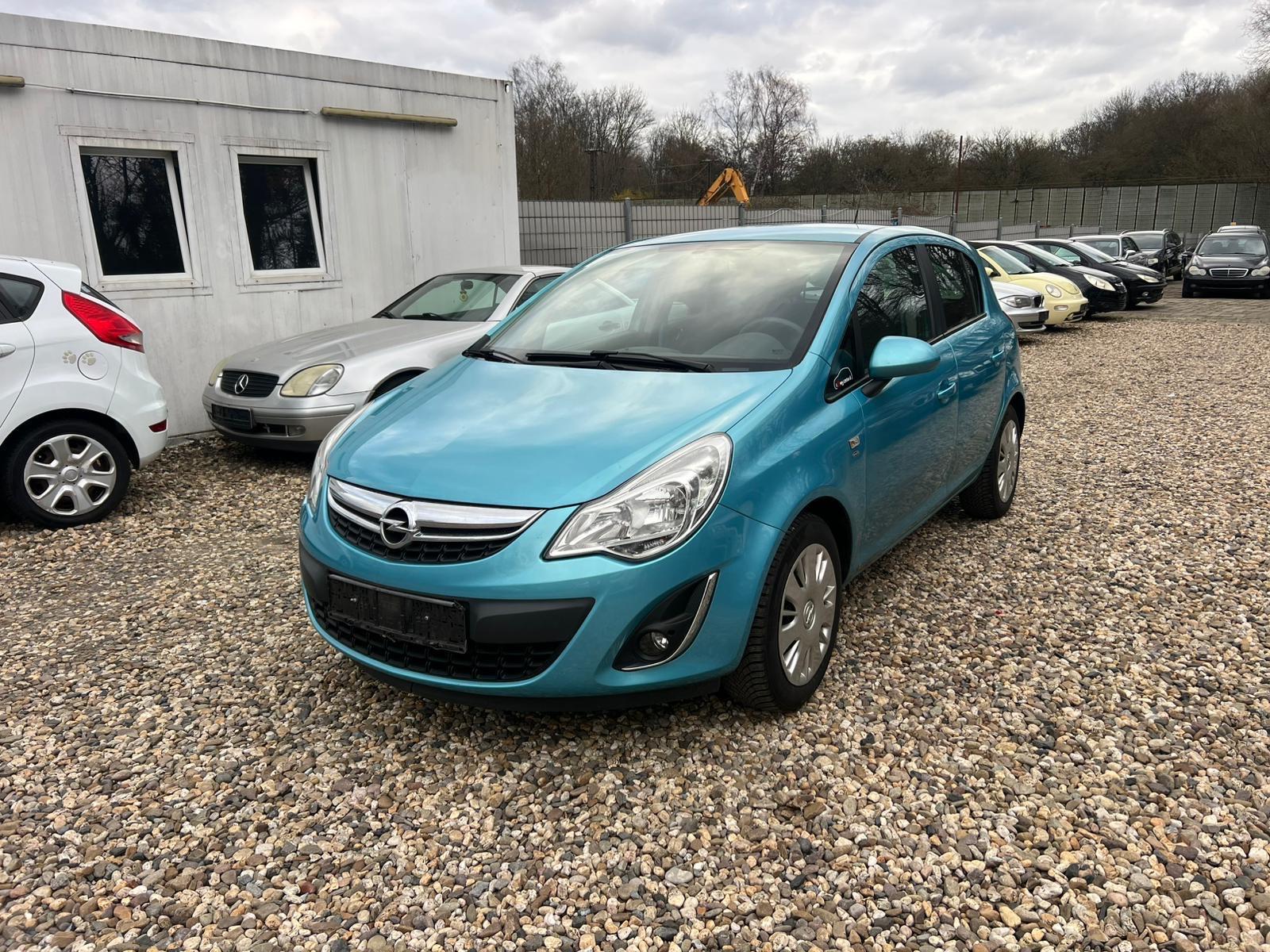 Opel Corsa D Satellite