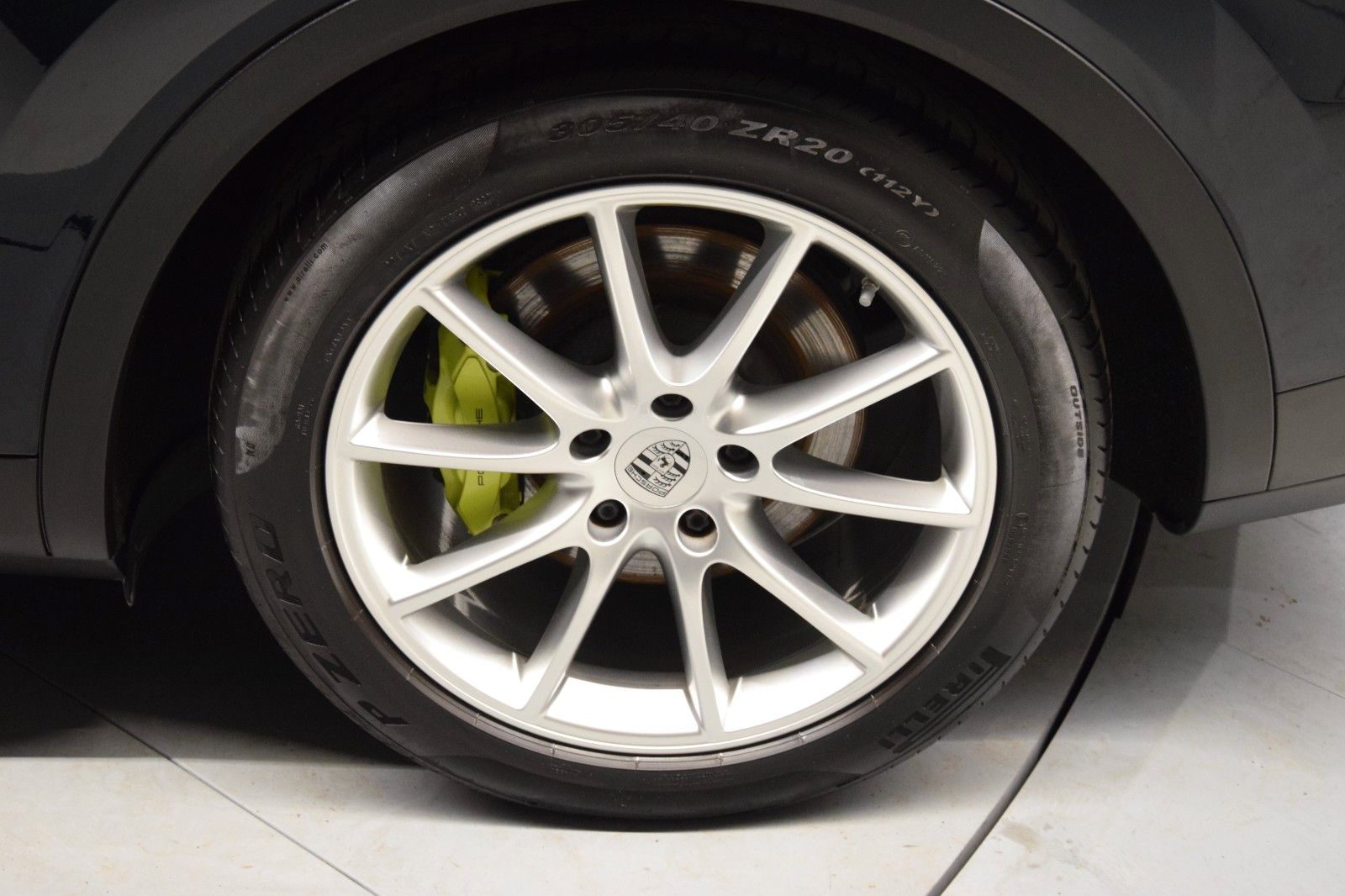 Fahrzeugabbildung Porsche Cayenne E-Hybrid Pano. ACC Matrix. Bose Approv.