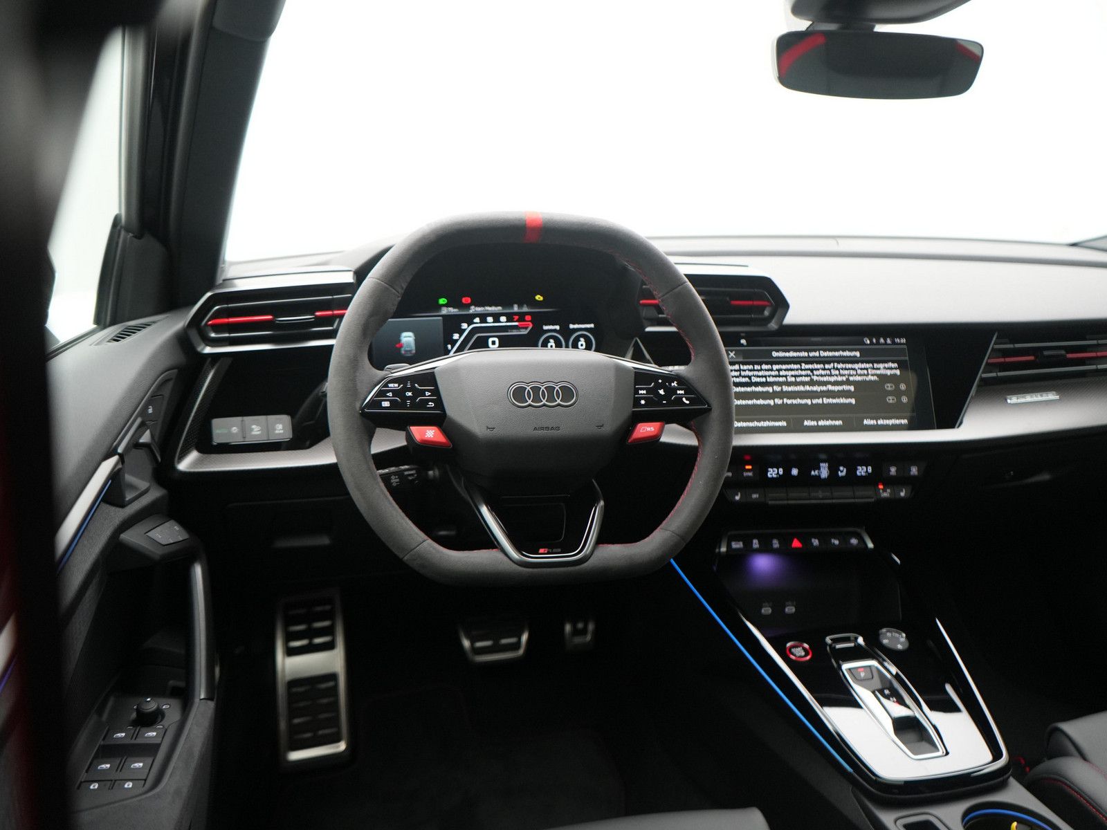 Audi RS3 - Bild 10