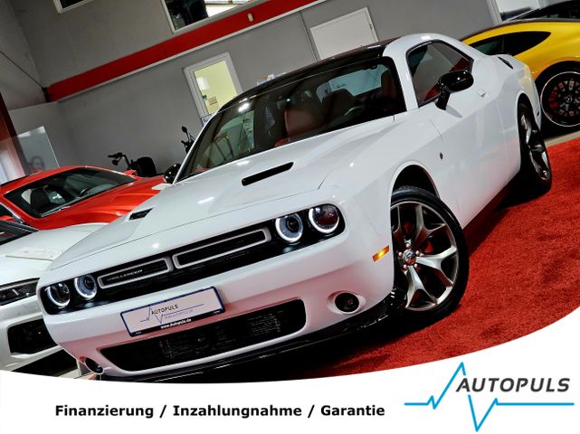 Dodge Challenger 3,6 V6*SXT*LEDER*NAVIGATION*TEMPOMAT