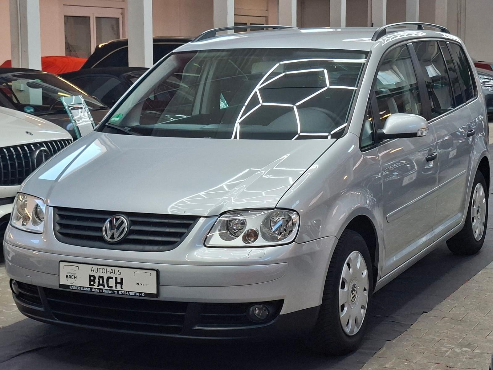 Volkswagen Touran Conceptline*TÜV 05.2027*SCHECKHEFT*NAVI*