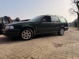 Volvo V70 2.5-10V - - Volvo V70 10V mit Benzin-Antrieb