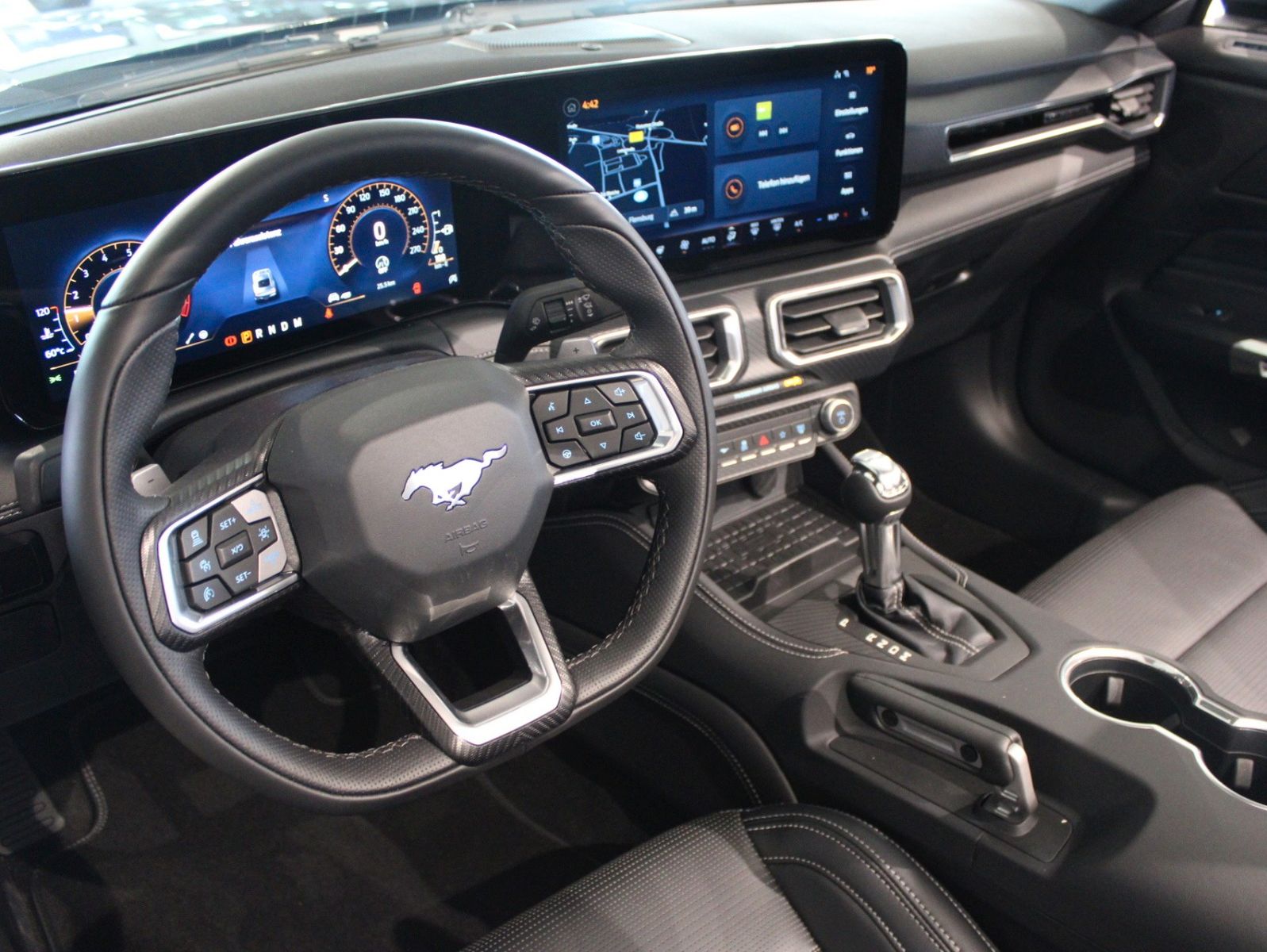 Fahrzeugabbildung Ford Mustang 5.0 V8 GT Automatik LED ACC Kamera Leder