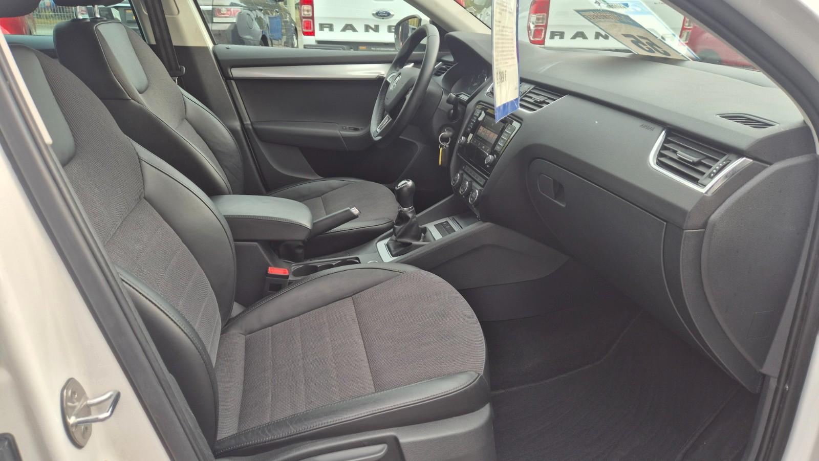 Skoda Octavia Combi Elegance 1.4