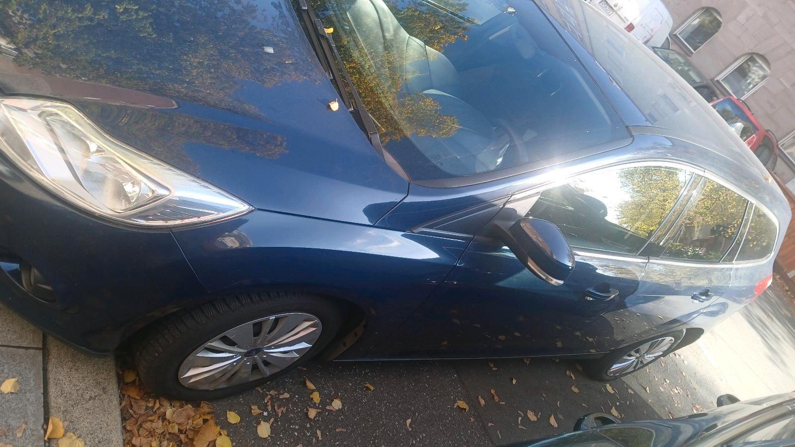Ford Focus 2011 — engine 116 HP (85kW)