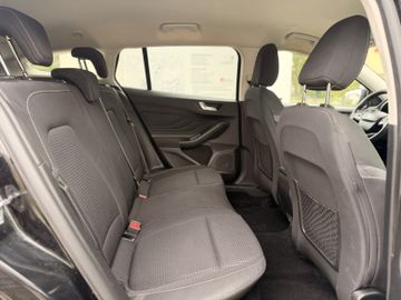 Ford Focus - 7