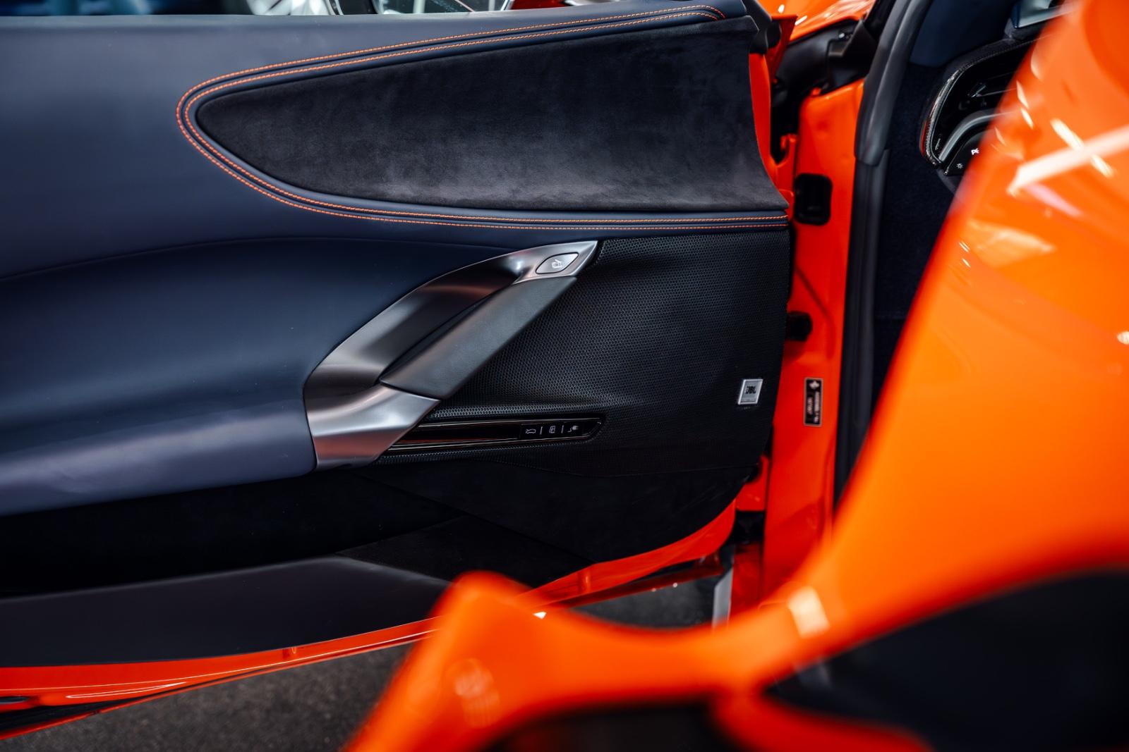 Ferrari SF90 Stradale*Lift*JBL*Carbon*Passenger-Display*