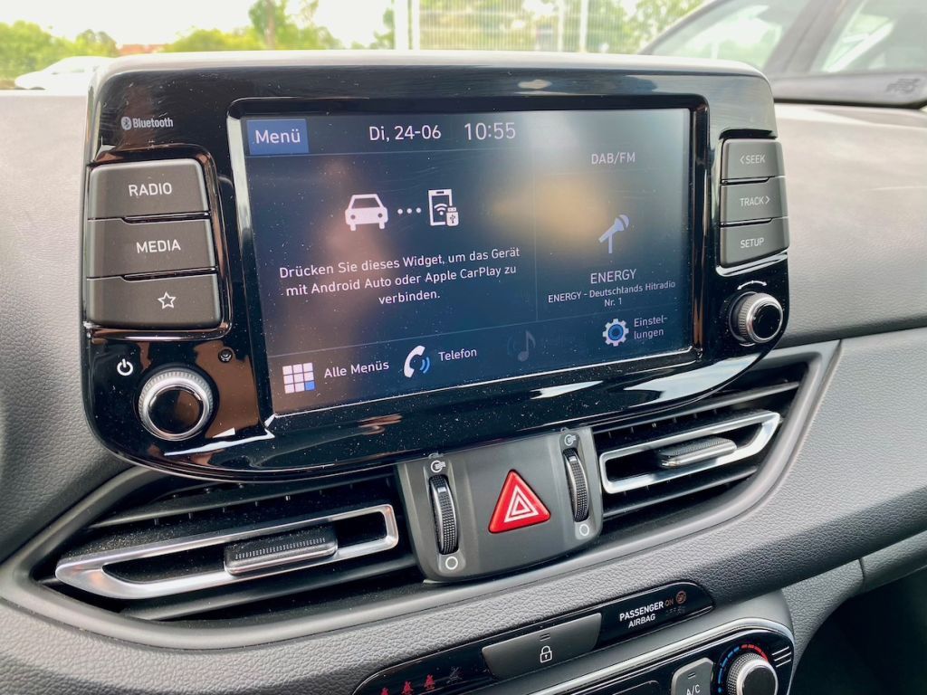 Fahrzeugabbildung Hyundai i30 1.0 AAC SHZ ALLWETTER ALU CARPLAY KAMERA