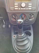 Ford Fiesta 1.3 44 kW - - Ford Fiesta: 44 Kw