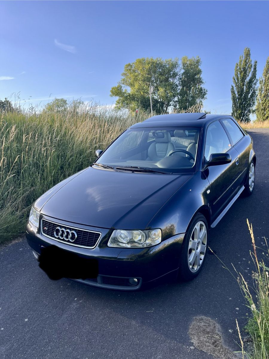 Audi S3 1.8T quattro -Voll.