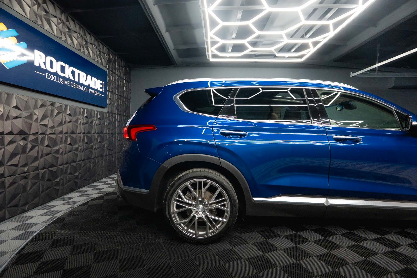 Fahrzeugabbildung Hyundai Santa Fe Premium 4WD 8G*Pano*ACC*LED*DAB*21Zoll*