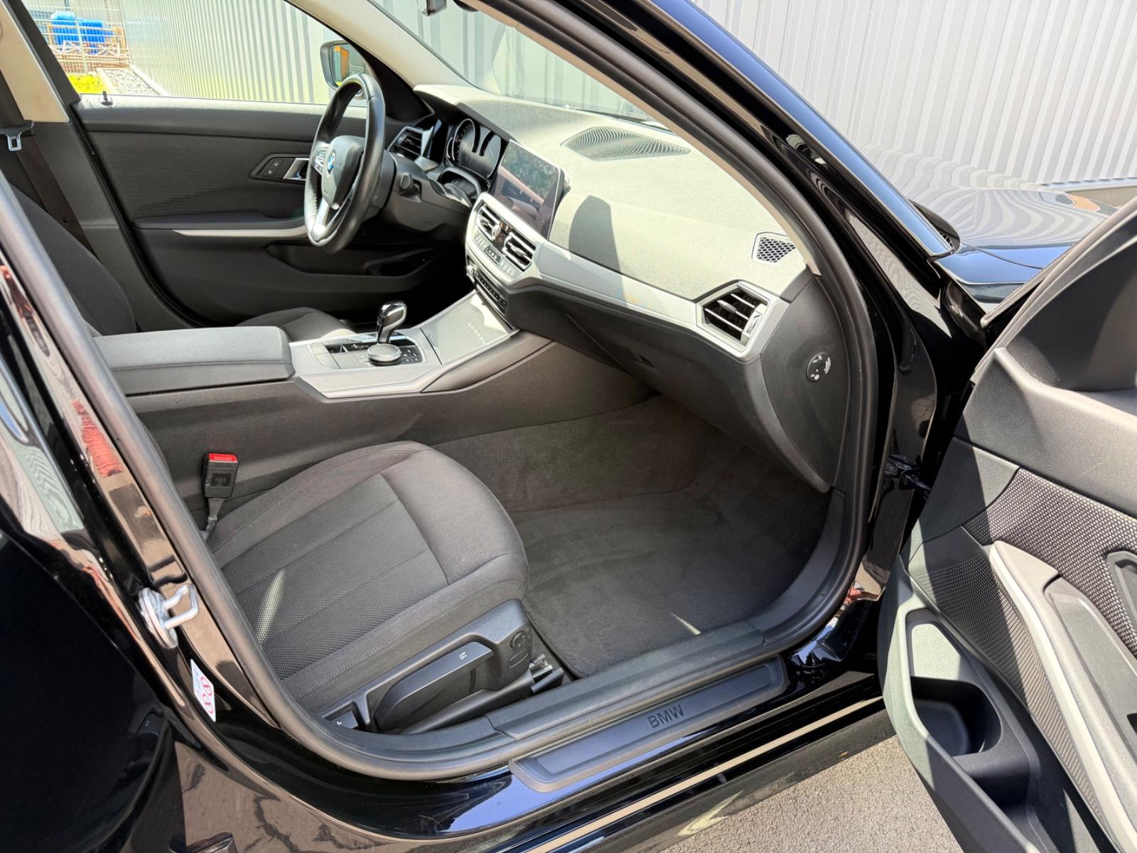 BMW 320 i Touring G21 1. Hand LED CarPlay, миниатюра 24
