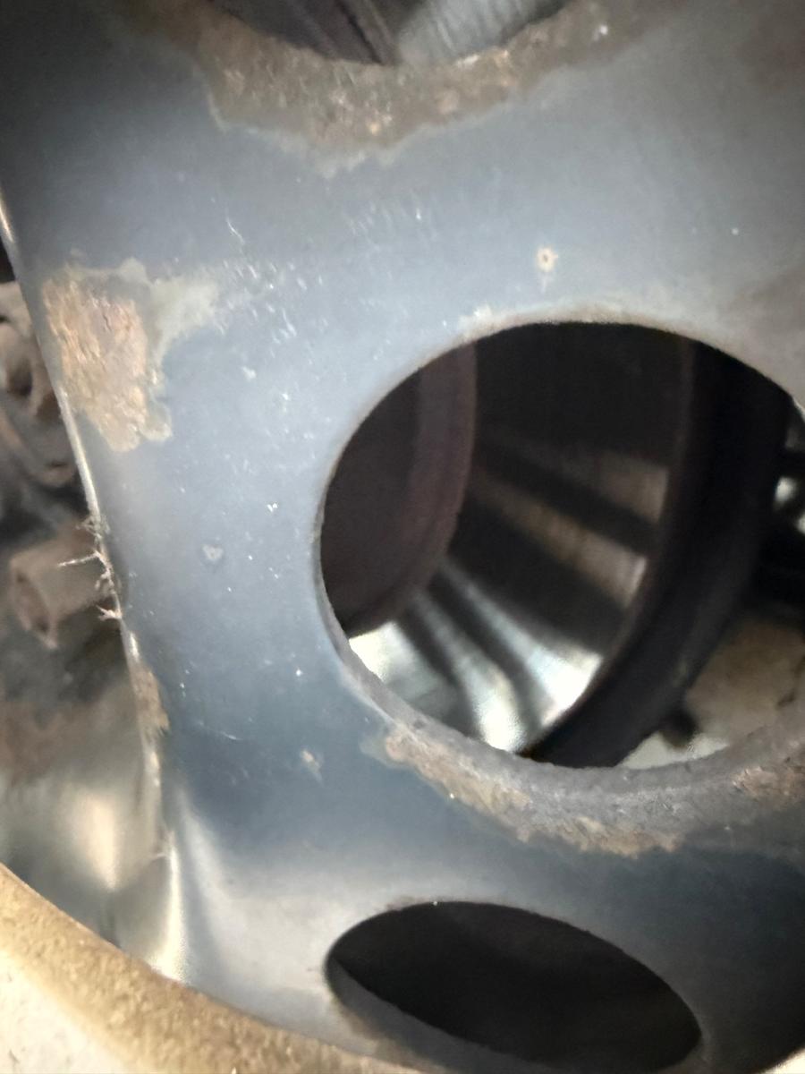 Opel Astra 2011 — photo 30