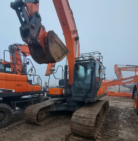 Doosan DX225LC-7