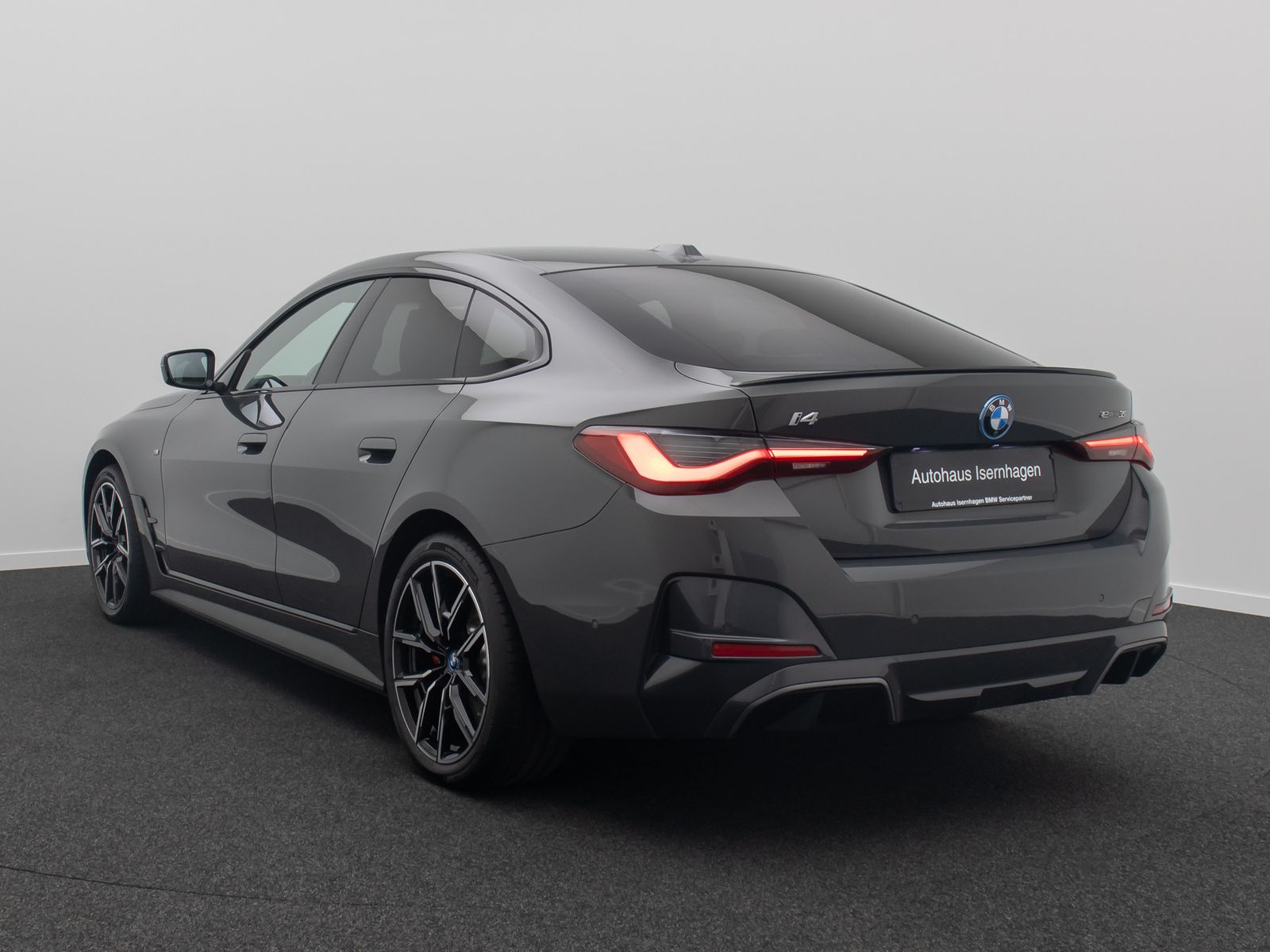 Fahrzeugabbildung BMW i4 eD35 M Sport GC Kamera DAB Widscreen 19Zoll