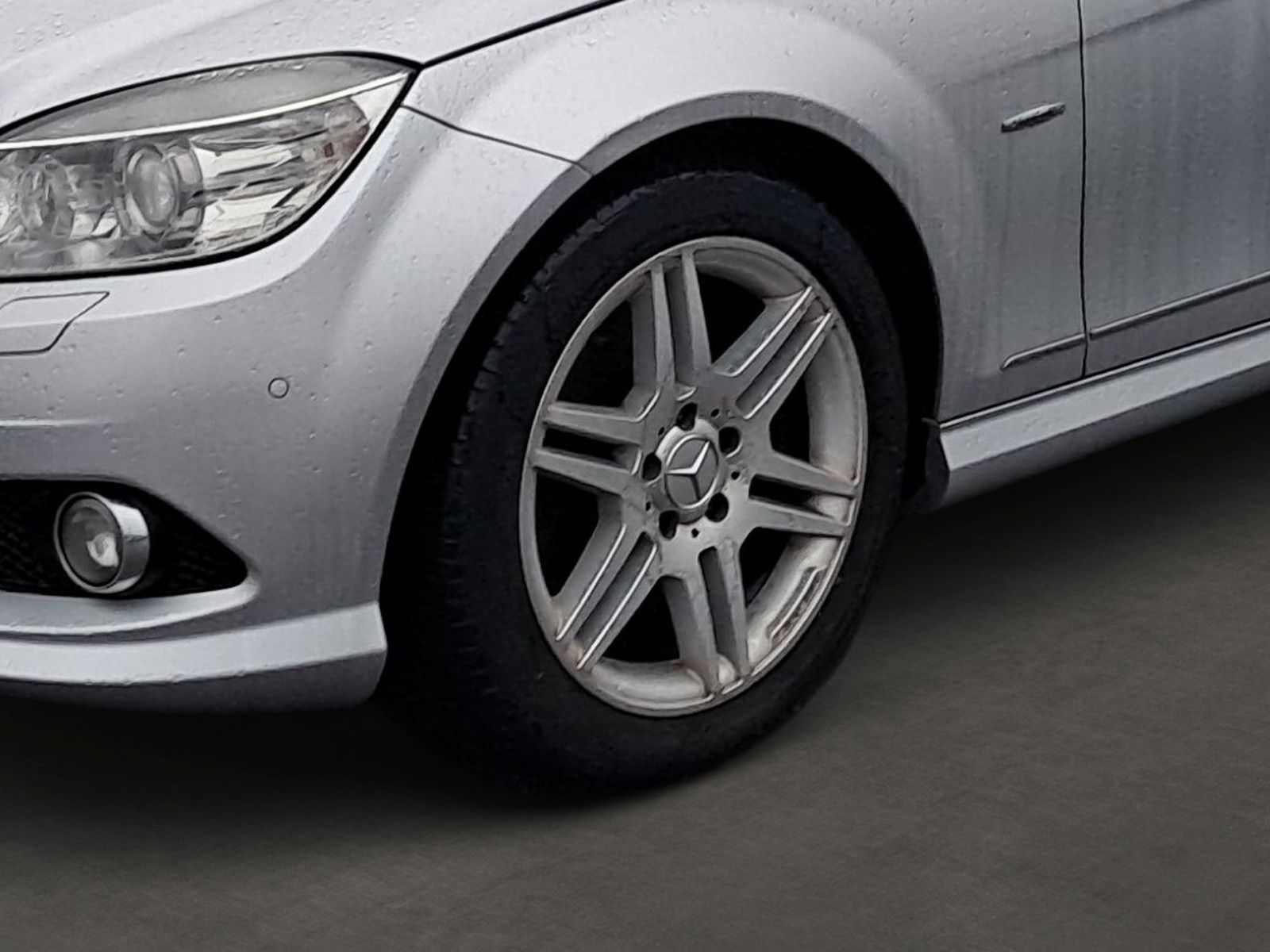 Fahrzeugabbildung Mercedes-Benz C 300 C Limousine C 300