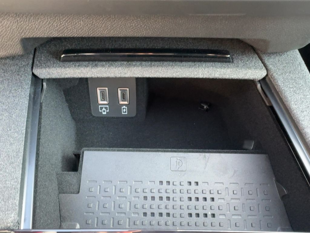 Fahrzeugabbildung Opel Grandland GS, AHK, Allwetter, 360 Grad Kamera,