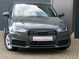 Audi A1 1,4 1-Hand S-tronic Xenon/LED PDC Alu - Audi A1: Grau
