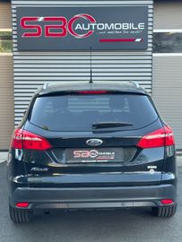 Ford Focus - 4