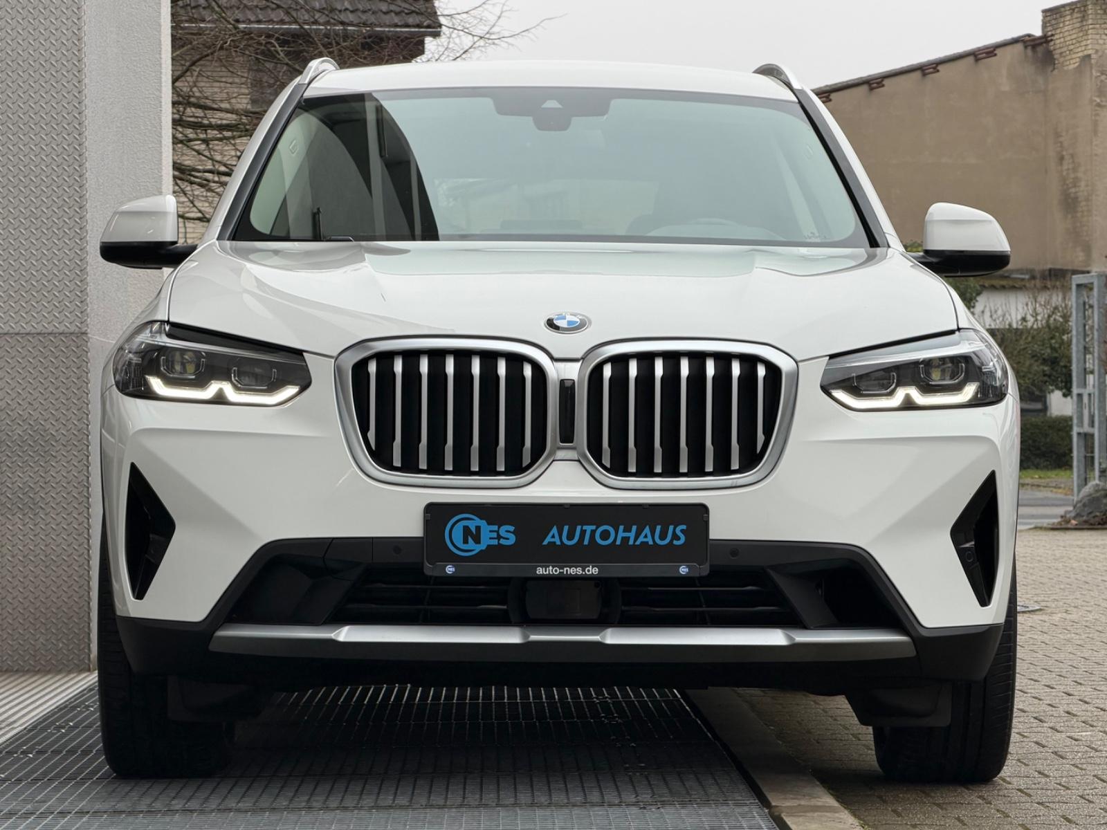BMW X3 20i xD*ACC*KAMERA*LEDER*NAVI PROF*KEY-GO*19'', миниатюра 4