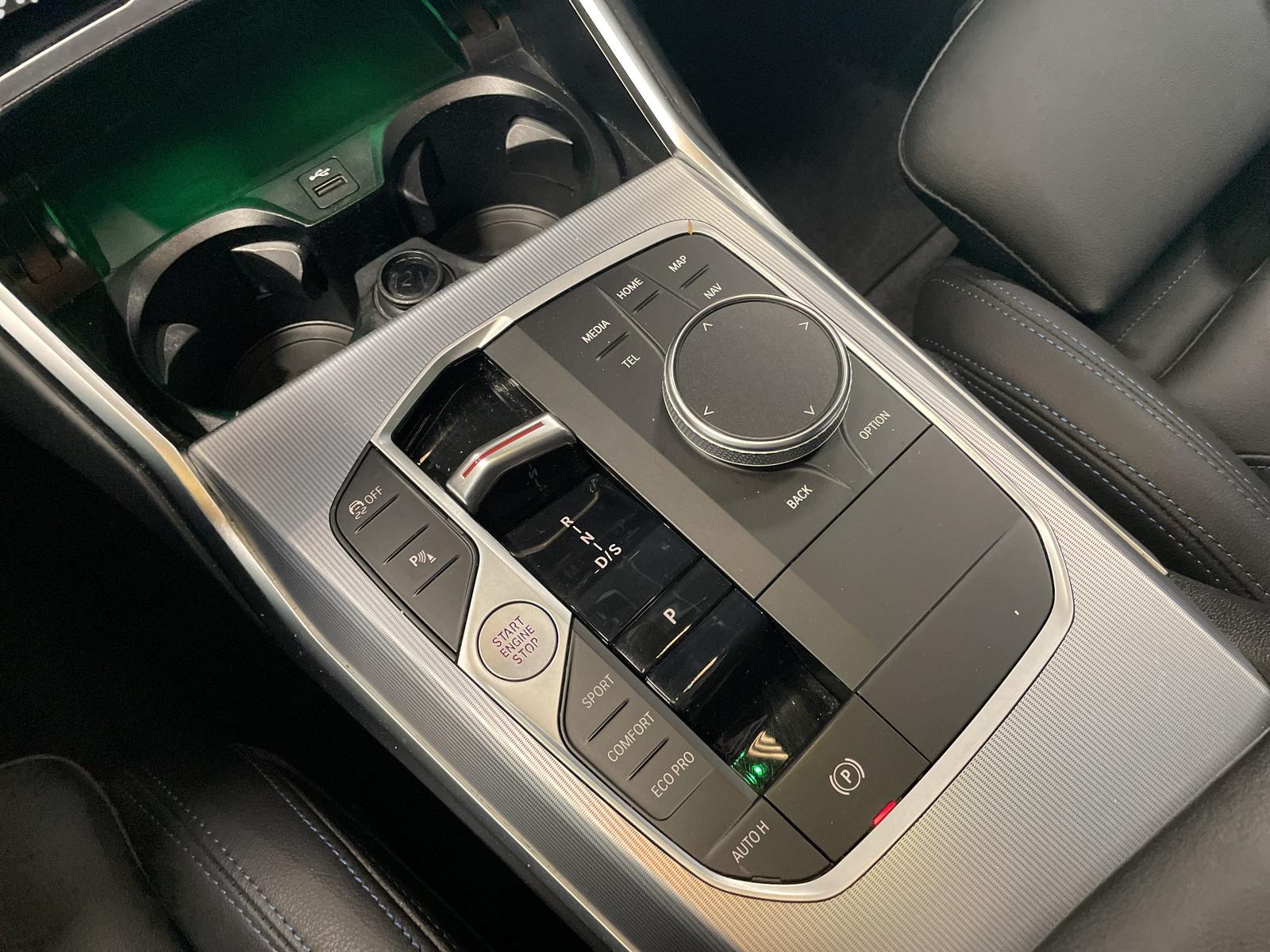 BMW 330d xDrive Touring M Sport AHK LiveCockpitProf