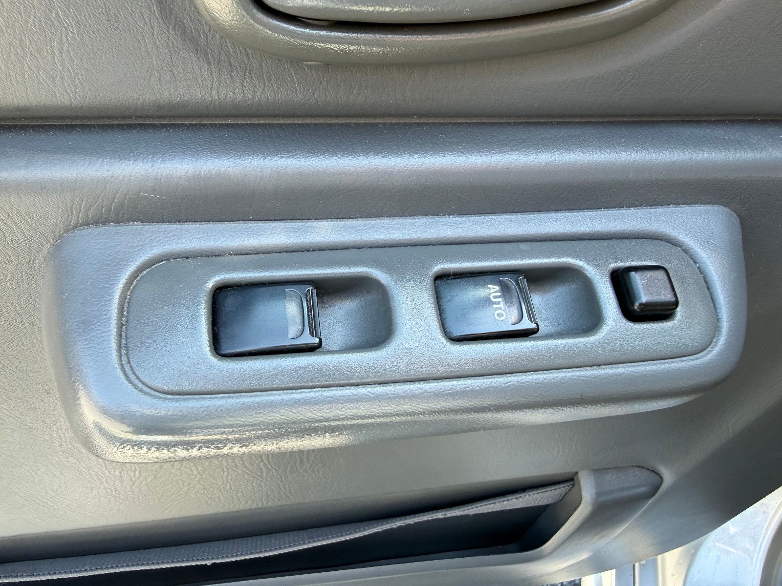SUZUKI Jimny AUTOMATIK/KLIMA/AHK – Foto 13