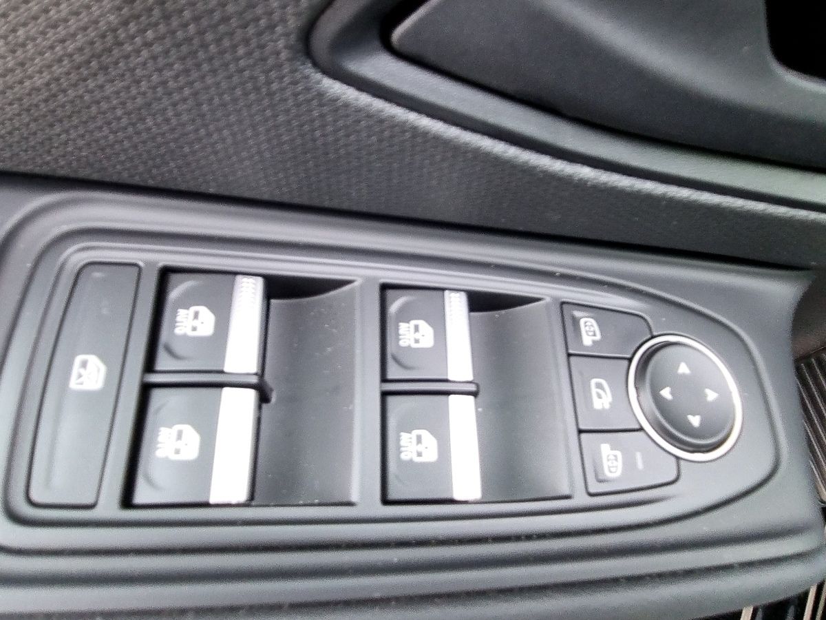 Fahrzeugabbildung Renault Clio Evolution Full Hybrid E-Tech 160