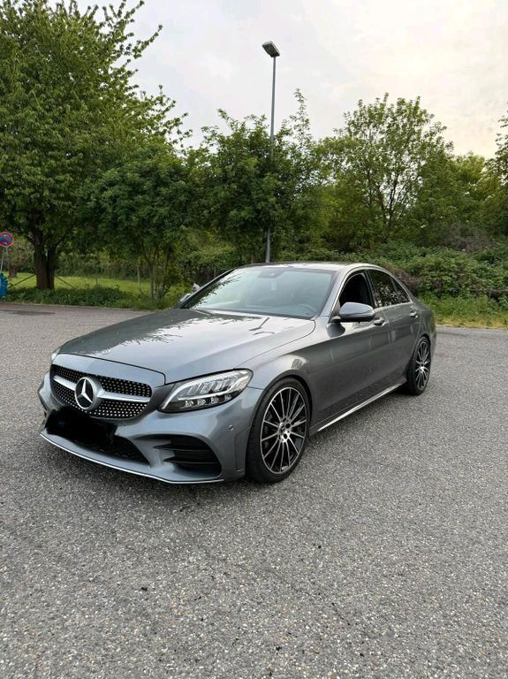 Image of Mercedes-Benz C 300