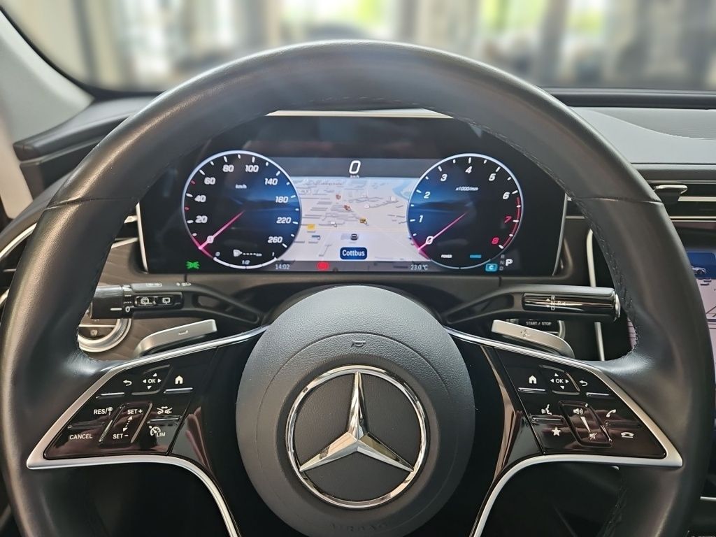 Fahrzeugabbildung Mercedes-Benz E 200 T Avantg. Distronic+ Pano LED KeyLess KAM