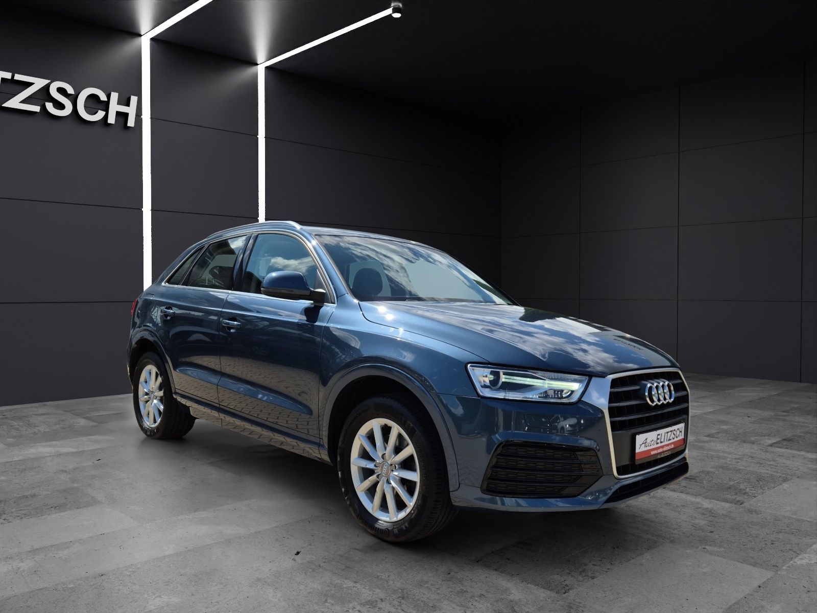 Fahrzeugabbildung Audi Q3 1.4 TFSI Sport AZV, Navi, Xenon