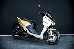 HORWIN SK3 Elektro Roller 95km/h Neufahrzeug + Garantie
