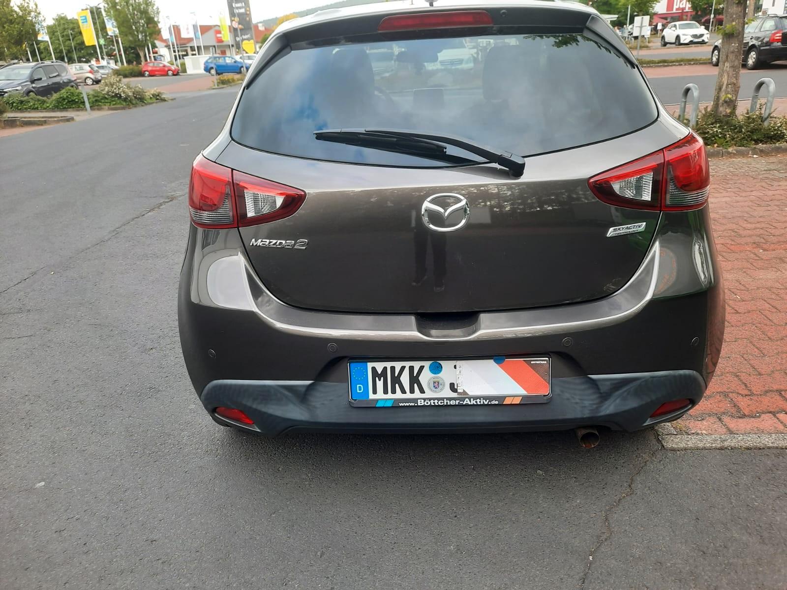Mazda 2 Unfallfrei und TÜV neu