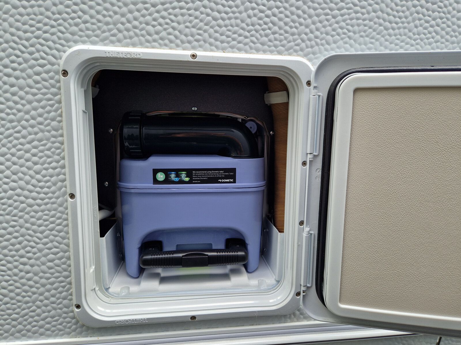 Fahrzeugabbildung Knaus Sport 500 KD 3-Etagenbett mit Garagenklappe