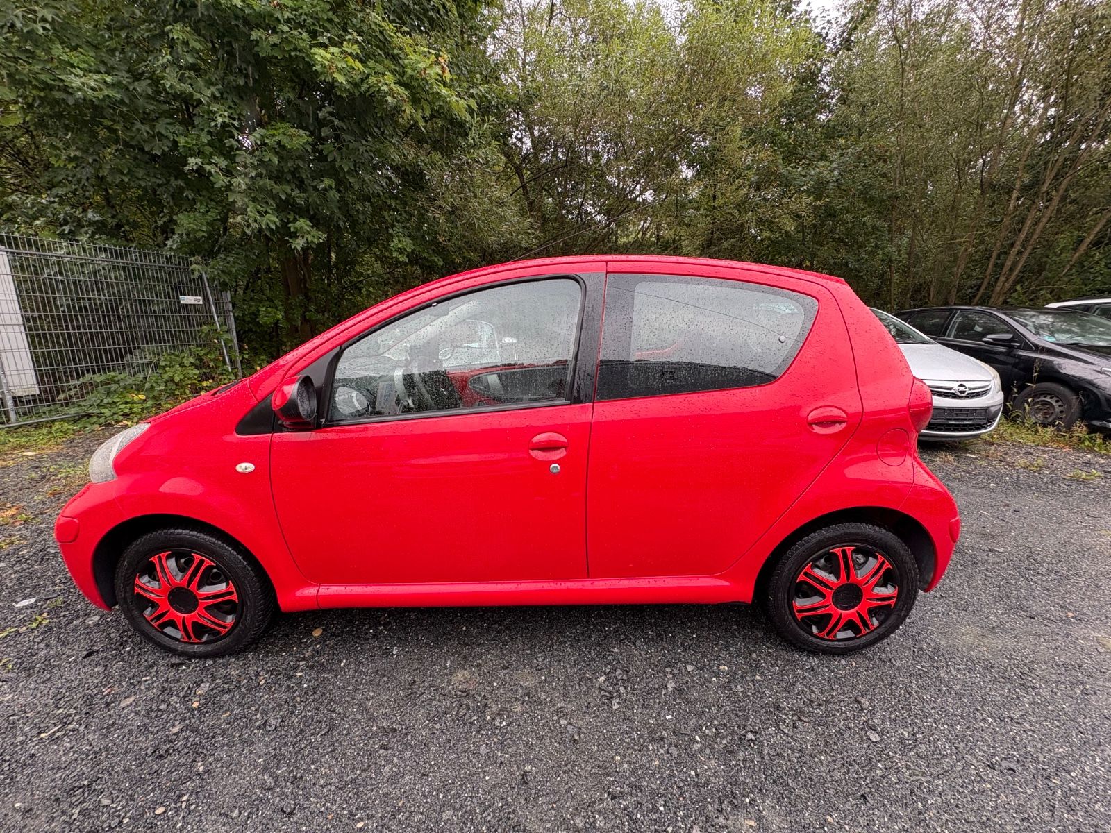 Fahrzeugabbildung Toyota Aygo AYGO * TÜV & Ölwechsel NEU *