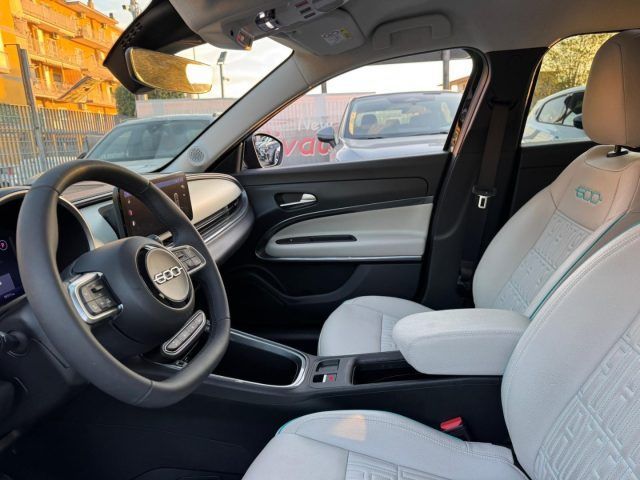 Fiat FIAT 600 Hybrid 110 CV DCT MHEV La Prima imagem 3