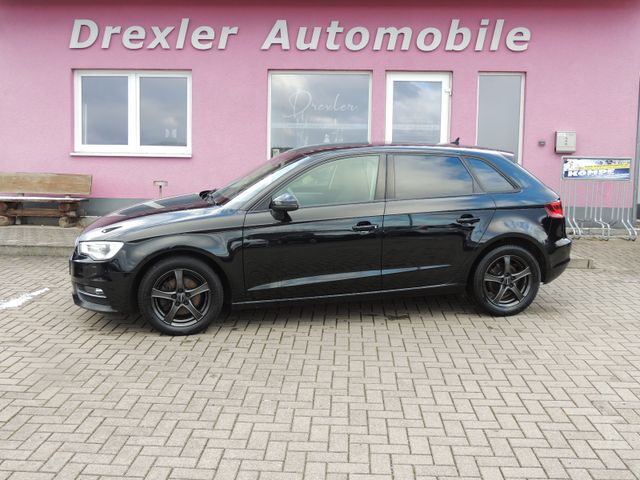 Audi A3 Sportback *** Xenon+Navi+PDC ***