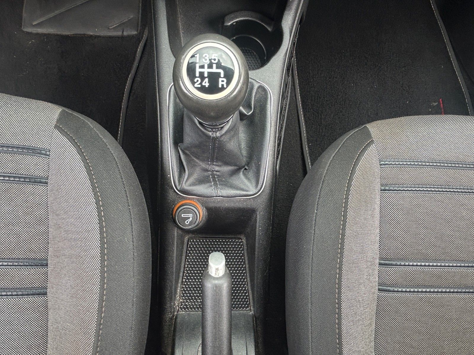 Fahrzeugabbildung Fiat Punto Evo Dynamic Klima  Zahnrimmen neu/