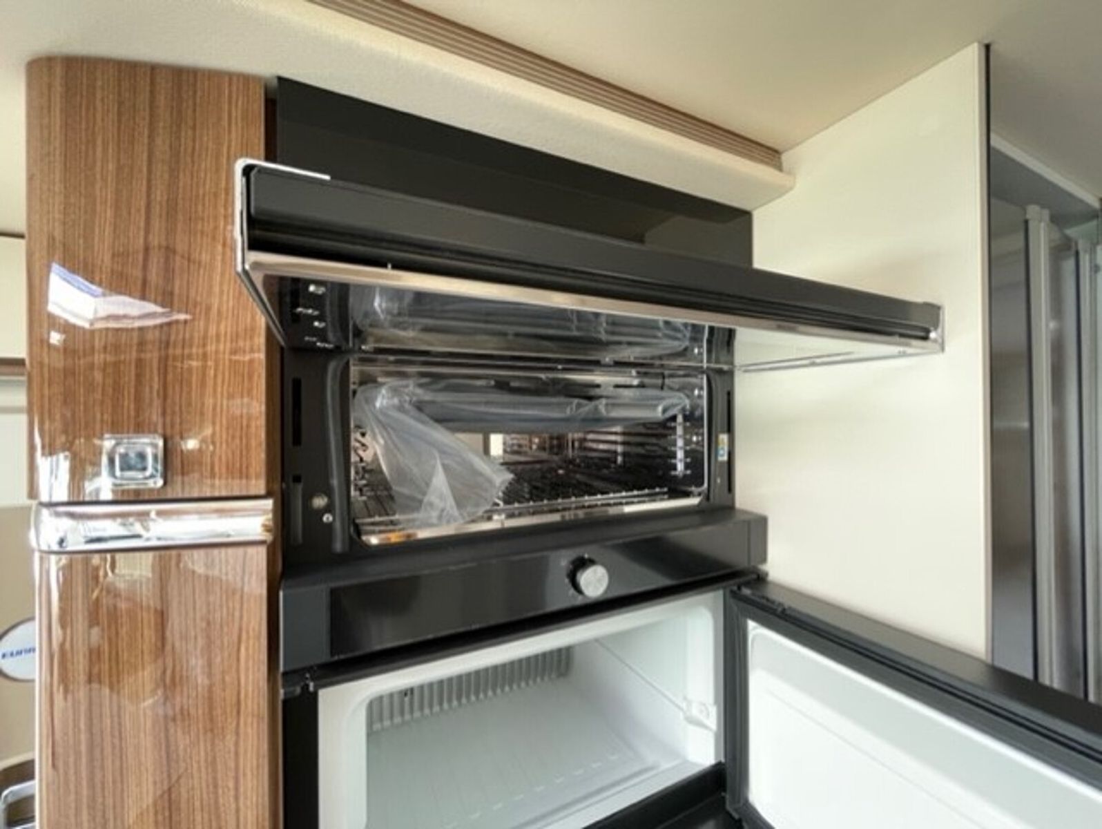 Fahrzeugabbildung Eura Mobil Integra 760 QF Automatik, Leder, LuminaryPlus
