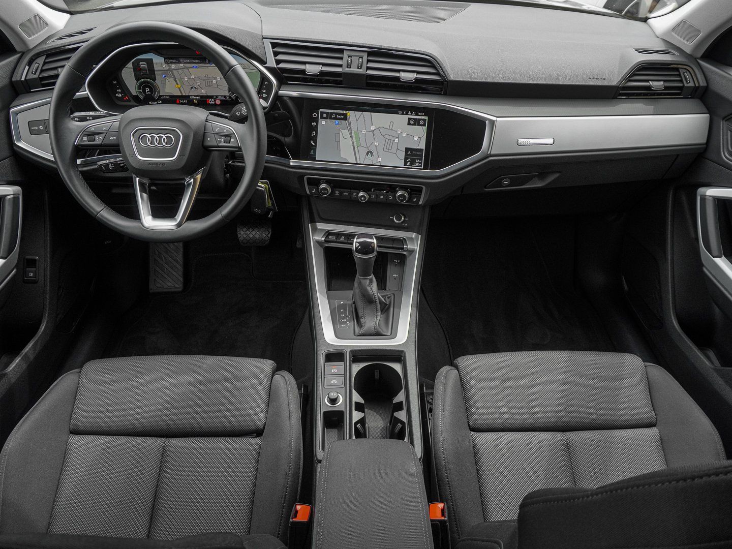Audi Q3 Sportback 45 TFSI e S tronic AHK Navi Plus Ka foto 10