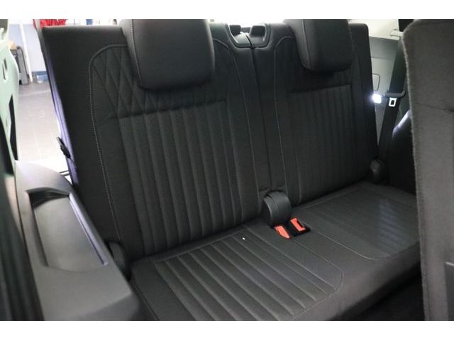 Fahrzeugabbildung Volkswagen Tiguan Allspace Life DSG ACC AHK 7Sitze LED