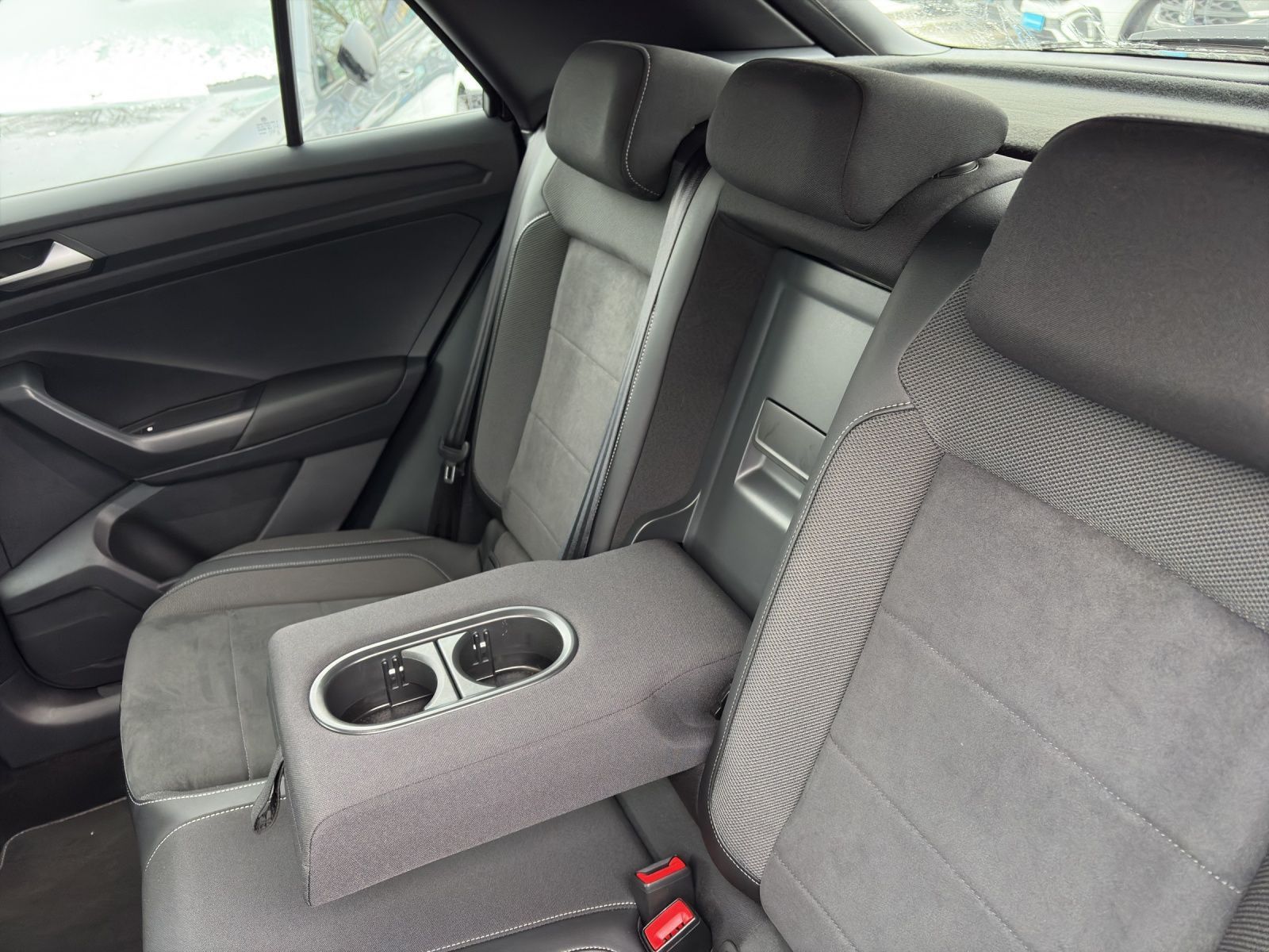 Volkswagen T-Roc - Bild 18